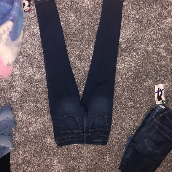 Universal Thread Jeans - Picture 3 of 3